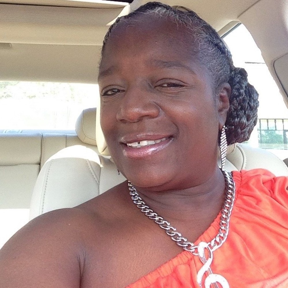 Meet your Posher, Diane